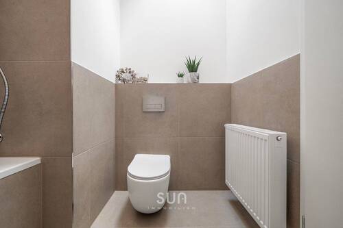 BADEZIMMER 2.OG - 