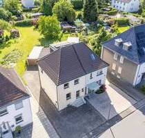 Projekt Traumhaus: Doppelhaushälfte auf ca. 566 m² Grundstück sucht kreative Modernisierer! - Marl Hüls