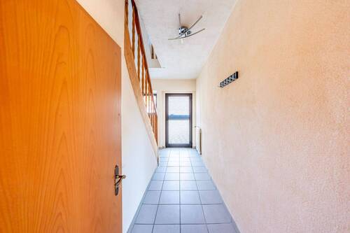 Flur - 3 Zimmer Doppelhaushälfte zum Kaufen in Marl