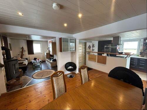 Küche mit Wohn- und Esszimmer - 