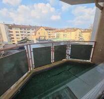 Attraktive 2-Zimmer-Wohnung mit Balkon und Duplex-Stellplatz in zentraler Lage - Pforzheim Nordstadt