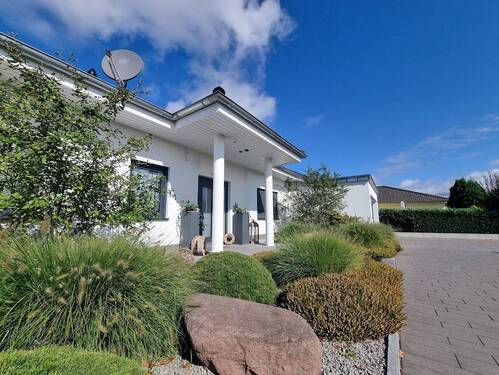 Eingang - Einfamilienhaus mit 188,00 m&sup2; in Neuruppin zum Kaufen