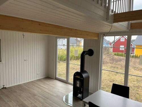 Wohnzimmer - 3 Zimmer Mehrfamilienhaus, Wohnhaus zum Kaufen in Wandlitz / Zerpenschleuse