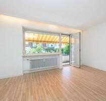 Schwabing: Helle 1-Zimmer-Wohnung im 3. OG mit TG, separater Küche und Südbalkon in Innenhoflage! - München
