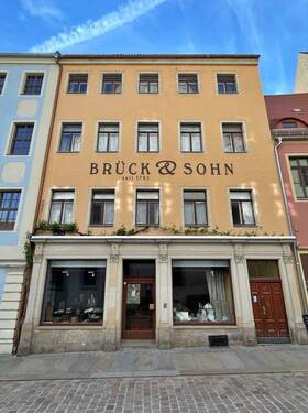 Hausfassade - Front - 