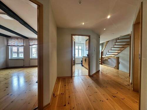 Flur 1.OG - Mehrfamilienhaus, Wohnhaus mit 228,00 m&sup2; in Halberstadt zum Kaufen