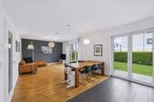 Wohn-Essbereich - 5 Zimmer Terrassenwohnung zum Kaufen in Berlin