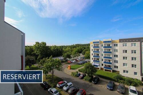 Paunsdorfer Wäldchen - Drei Zimmer ganz oben! - 129.000,00 EUR Kaufpreis, ca.  59,00 m² Wohnfläche