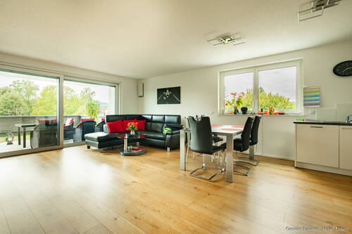 Wohn- und Esszimmer (3) - 3 Zimmer Etagenwohnung in Bad Säckingen / Obersäckingen