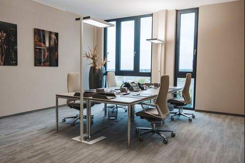 Büroraum - Büroräume und CoWorking Arbeitsplätze direkt am Berliner Airport - All-in-Miete
