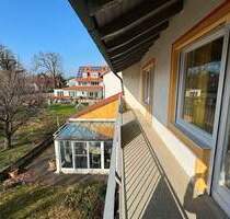 Großzügiges Einfamilienhaus (mit Einliegerwohnung und Aus- Anbaureserve) in schöner Wohnlage von Dachau!