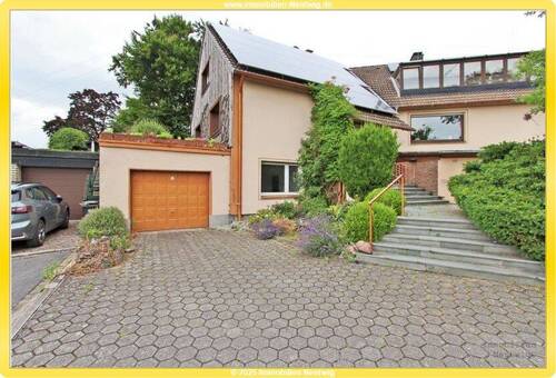 Fröndenberg, Viila, ca. 220 m² - Fröndenberg-Hohenheide: Stilvoll und außergewöhnlich: Haus mit separater Wohnung, ca. 220 m² Wfl..