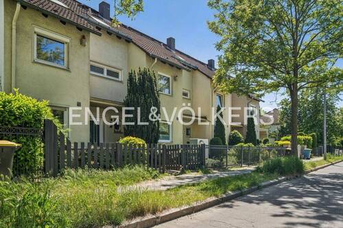 Bild 1 - Familienfreundliches Reihenmittelhaus mit großzügigem Raumangebot, Gartenidylle und ausgebautem Dachgeschoss