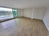 Wohn-/Esszimmer mit Küche - 