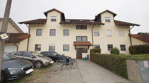 Ansicht - Schöne 3,5 Zimmer-Wohnung mit Balkon und Garage