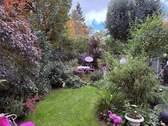 Wunderschöner Südgarten - Helle 2,5-Zi-Gartenwohnung mit Hobbyraum & 2 Stellplätzen in Bubenreuth