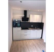 Einziehen und Aufleben - Gepflegte neu renovierte 2 Zimmer Wohnung in guter Wohnlage von Sulzbach - Rosenberg - Sulzbach-Rosenberg Erlheim