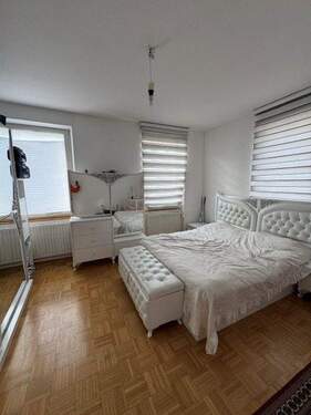 Schlafen im OG - Mehrfamilienhaus, Wohnhaus mit 244,80 m&sup2; in Villingen-Schwenningen zum Kaufen