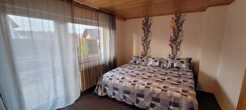 Schlafzimmer II.jpg - 3 Zimmer Etagenwohnung in Großrinderfeld