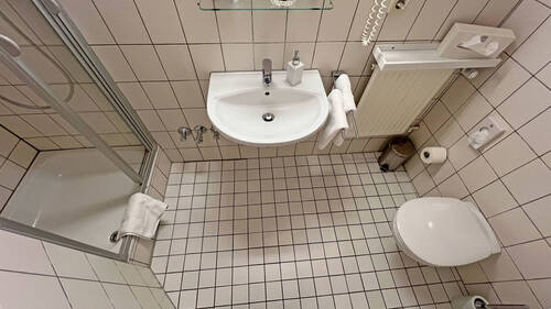 Bad- Doppelzimmer Obergeschoss - 