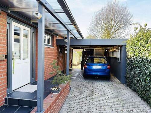 Hauszugang - 4 Zimmer Einfamilienhaus in Wedel