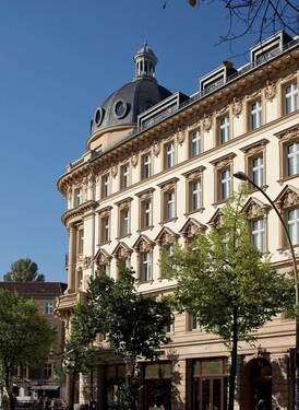 Hausansicht im Sommer - 