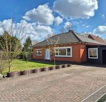 Gemütlich wohnen in Cleverns - Bungalow auf kleinem, schönen Grundstück - Jever Cleverns-Sandel