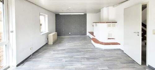 Wohnzimmer II.jpg - 4 Zimmer Mehrfamilienhaus, Wohnhaus zum Kaufen in Lauda-Königshofen