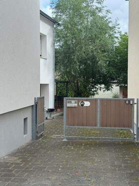 Bild 2 - 8 Zimmer Einfamilienhaus zum Kaufen in Seligenstadt