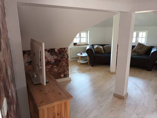 20220906_155858.jpg - 2 Zimmer Etagenwohnung zur Miete in Auerbach