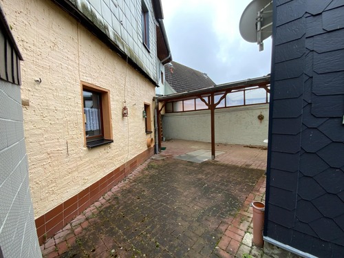 Innenhof - Einfamilienhaus mit 112,00 m&sup2; in Buttstädt zum Kaufen