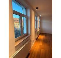 ** Nürnberg Nord - kernsanierte 4 Zimmer Wohnung mit Balkon, toller Aussicht & hohem Wohnkomfort **