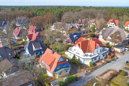 Luftbild mit Süd-Ostansicht - 