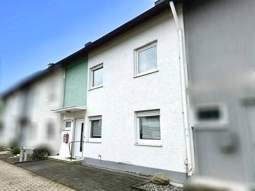 Hausansicht - 4 Zimmer Reihenmittelhaus zum Kaufen in Herford