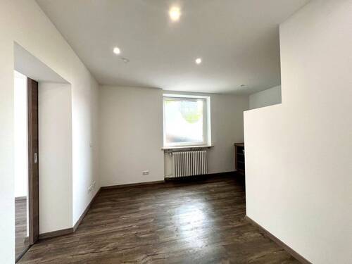 Zimmer mit Küche im EG - Mehrfamilienhaus, Wohnhaus mit 510,00 m² in Neuötting zum Kaufen