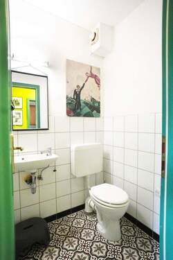 Gästetoilette im Erdgeschoss - 