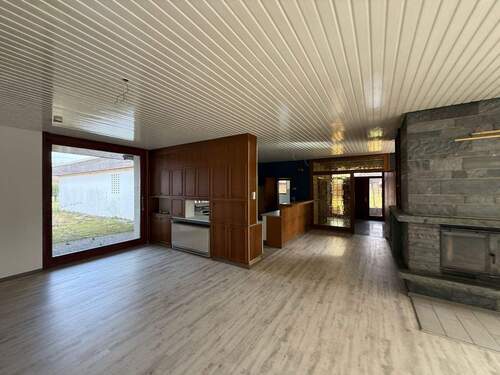 Geräumiges Wohnzimmer - 