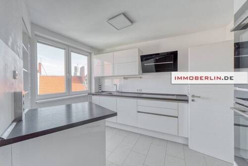 3 - 5 Zimmer Etagenwohnung in Berlin