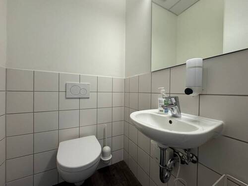 WC - 