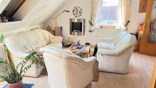 ELW im DG mit Küche, Bad uvm. - 