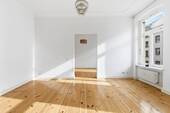 Wohnzimmer - 3 Zimmer Etagenwohnung zum Kaufen in Berlin