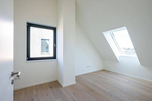 Zimmer 4 - 