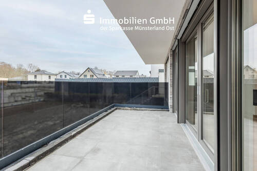 Balkon (Erdgeschoss - Wohneinheit 1) - Mehrfamilienhaus, Wohnhaus mit 617,00 m&sup2; in Beckum zum Kaufen