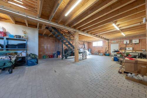 Lagerhalle - 