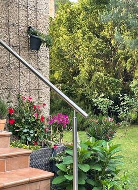 Vom WZ hinab zur Terasse - 