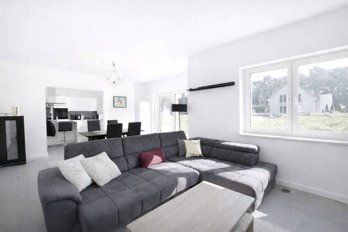 Wohn-/Esszimmer (EG) - 