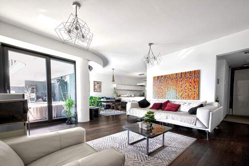 Wohnzimmer - 3 Zimmer Etagenwohnung zum Kaufen in Berlin