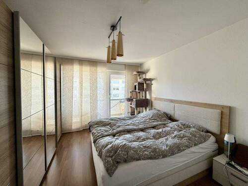 Schlafen - 2 Zimmer Etagenwohnung zum Kaufen in Lörrach