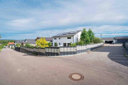 Außenansicht - 8 Zimmer Einfamilienhaus in Reisbach