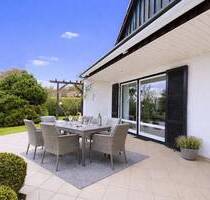 Nah am See: Helle, großzügige und einzugsbereite DHH mit Sonnengarten und Garage - PROVISIONSFREI ! - Starnberg